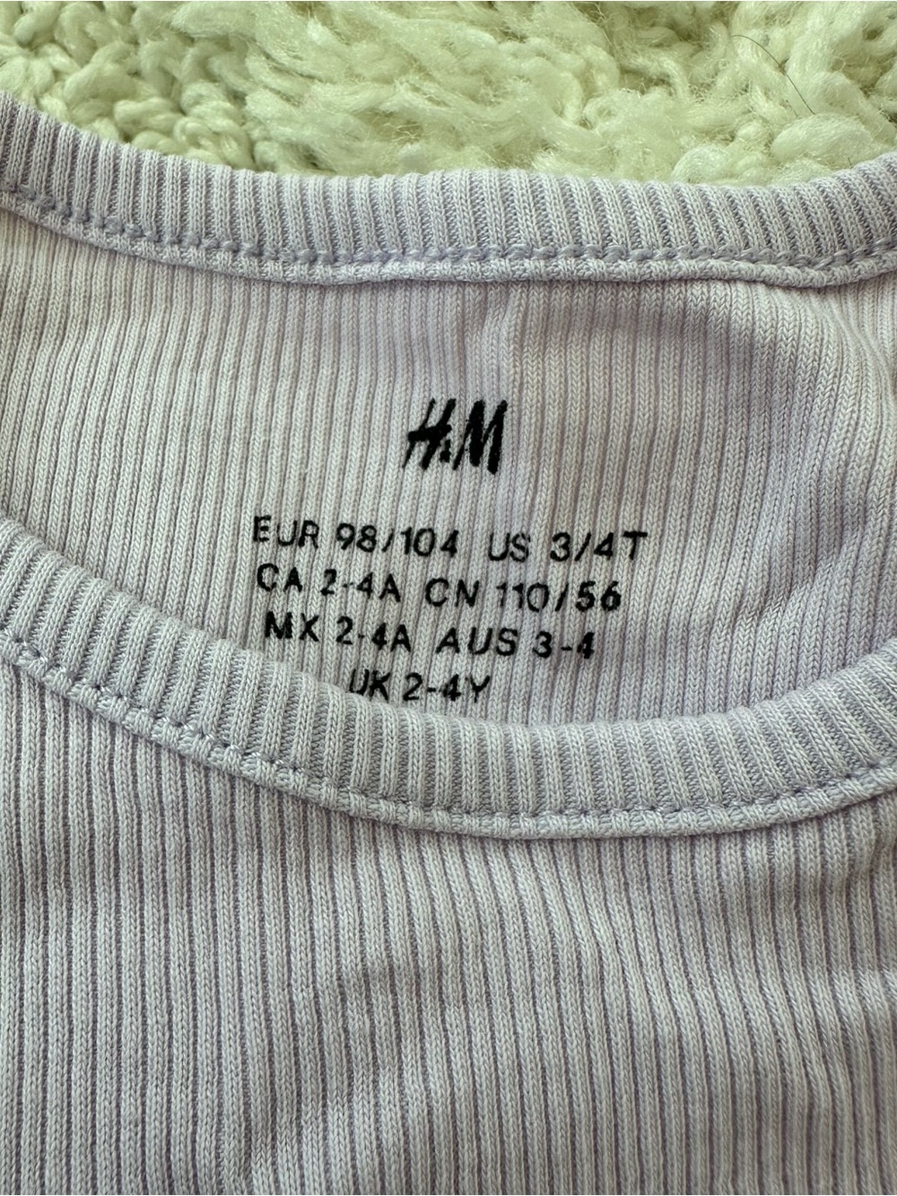 Zara & H&M Ribbed Heart Set - Picture 8 of 9